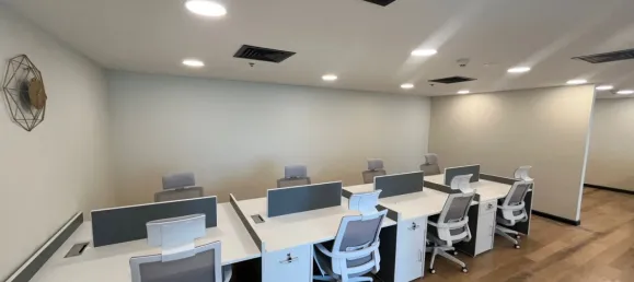 Офис 104м² в Джумейра Лейк Тауэрс, ОАЭ № 108561 3