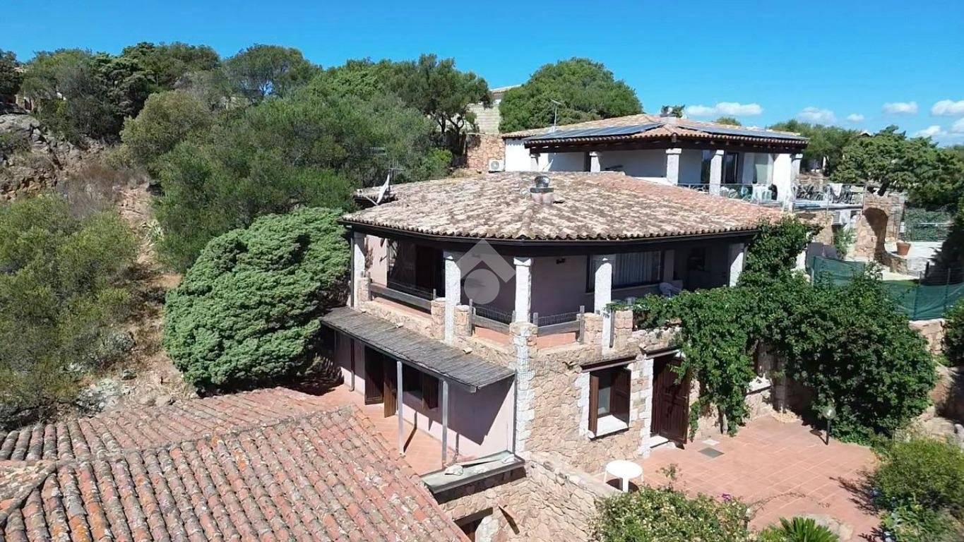 4 bedrooms House in Loiri Porto San Paolo, Italy No. 307949