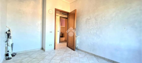 4-salle Appartement à Guidonia Montecelio, Italy No. 6530 14