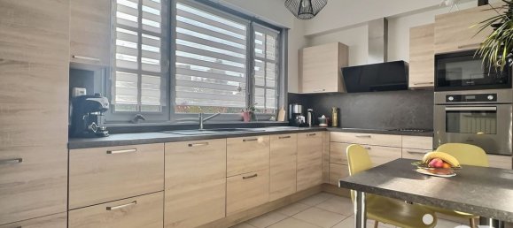 5 Schlafzimmer Haus in Roncq, France, Nr. 159376 3