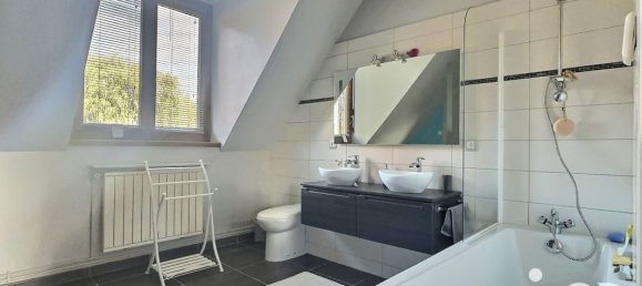 5 Schlafzimmer Haus in Roncq, France, Nr. 159376 8