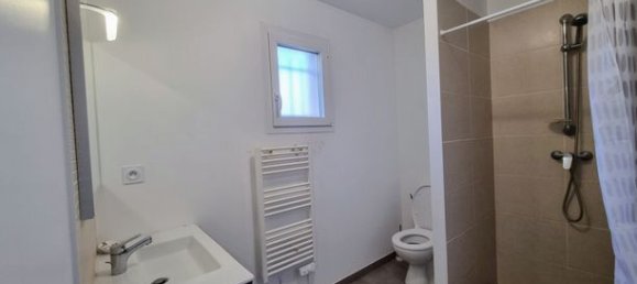 2 Schlafzimmer Villa in Ruoms, France, Nr. 308276 9