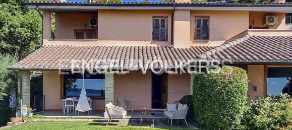 4 bedrooms Villa in Trevignano Romano, Italy No. 62992 2