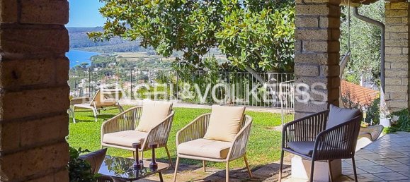 4 bedrooms Villa in Trevignano Romano, Italy No. 62992 18