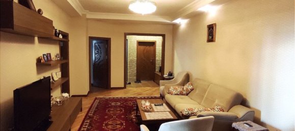 4 Schlafzimmer Wohnung in Nasimi, Azerbaijan, Nr. 2136 2