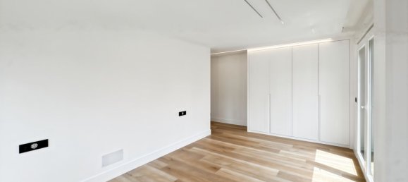 Дом с 4 спальнями в Ла-Корунья, Испания № 82652 49