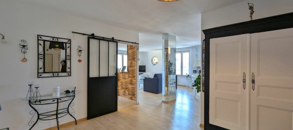 2 bedrooms Penthouse in Annecy, France No. 362284 4