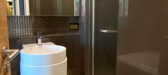 Apartamento com 1 quarto em condomínio em Khlong Toei, Thailand N.º 9708 24