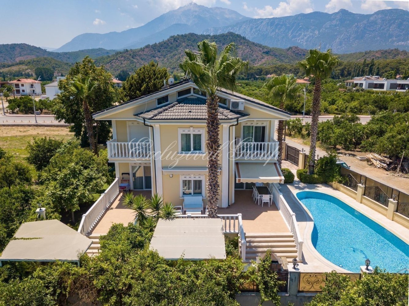 Villa 5+1 in Kemer, Turkey, Nr. 28342