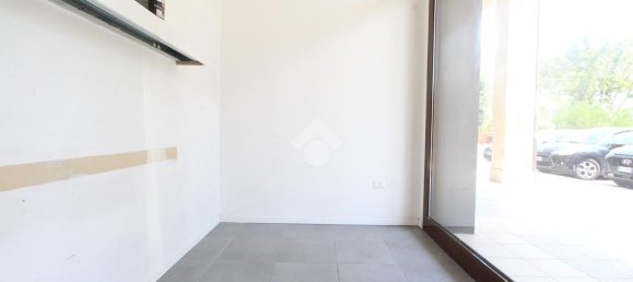 97m² Office in Modena, Italy No. 72833 11