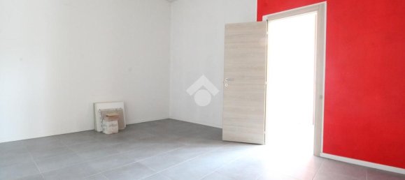 97m² Office in Modena, Italy No. 72833 21