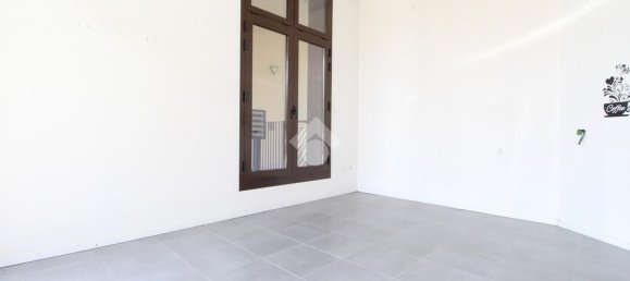 97m² Office in Modena, Italy No. 72833 30