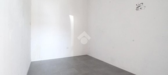 97m² Office in Modena, Italy No. 72833 24