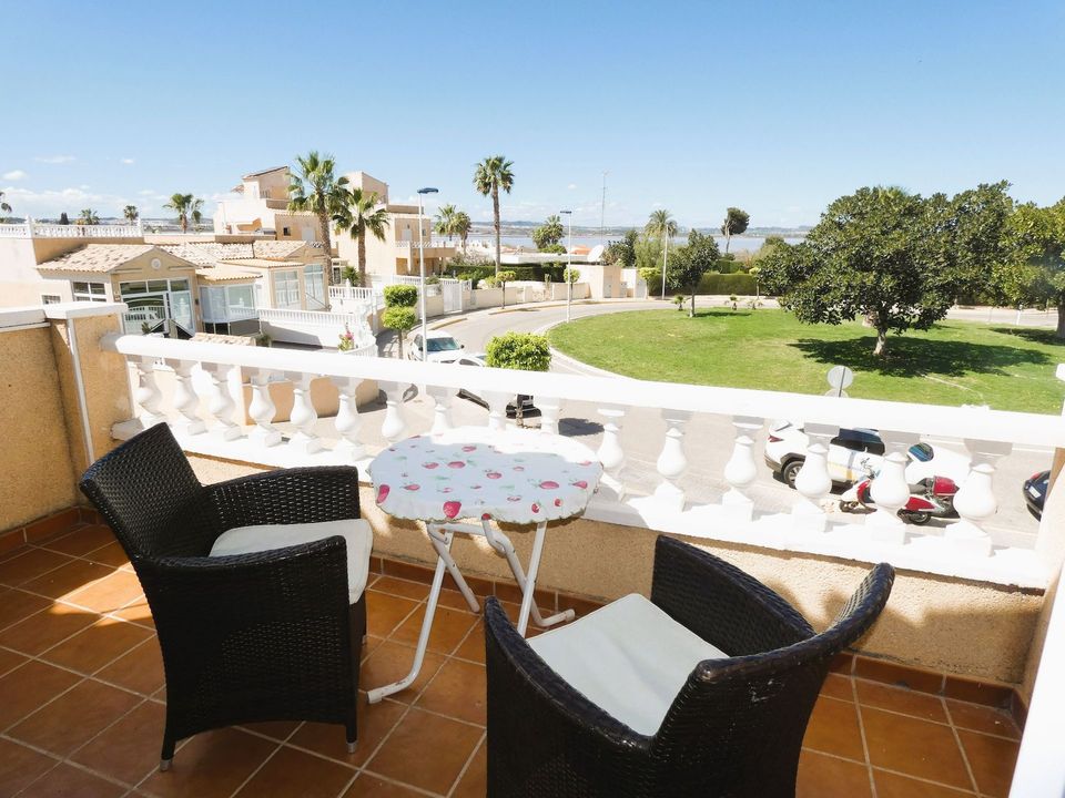 2 bedrooms Villa in Torrevieja, Spain No. 178144