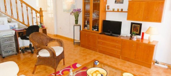 2 bedrooms Villa in Torrevieja, Spain No. 178144 2
