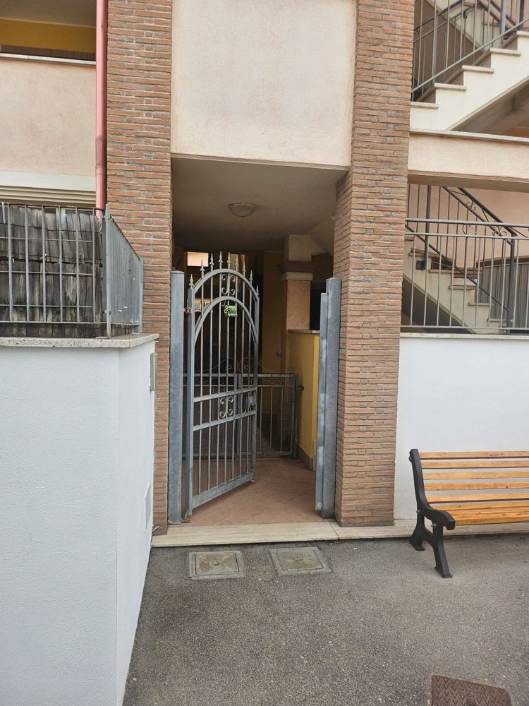 3 bedrooms Apartment in Ardea, Italy No. 341122