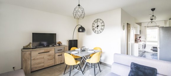 4 bedrooms Apartment in Reims, France No. 63187 2