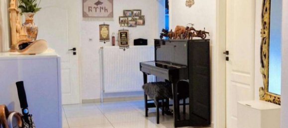 Moradia em banda de 8 divisões em Pinneberg, Germany N.º 308380 3