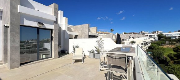 3 bedrooms Townhouse in Marbella, Spain No. 143054 11