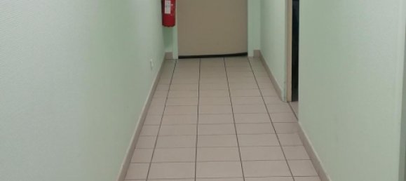  عقار تجاري في Chateau-Renault, France 496متر مربع رقم 47071 4