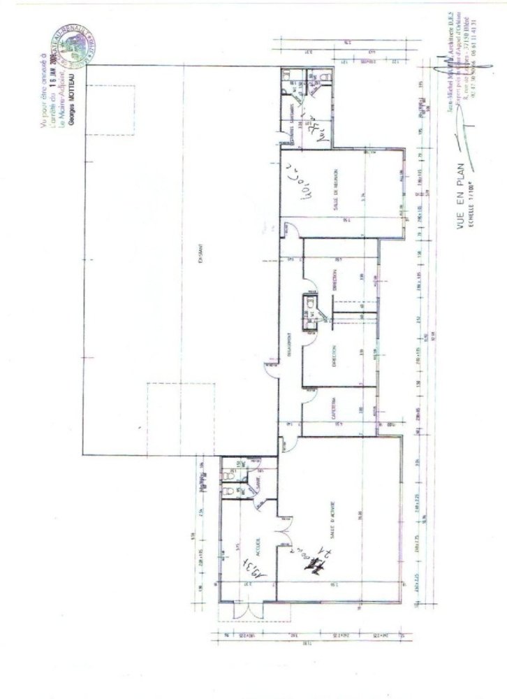  عقار تجاري في Chateau-Renault, France 496متر مربع رقم 47071