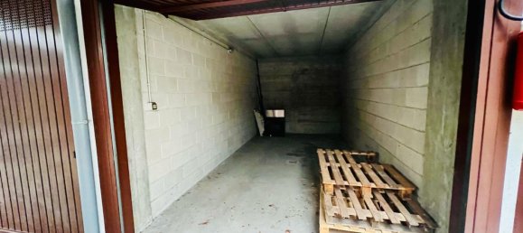  مرآب في Cabiate, Italy 16متر مربع رقم 281659 10