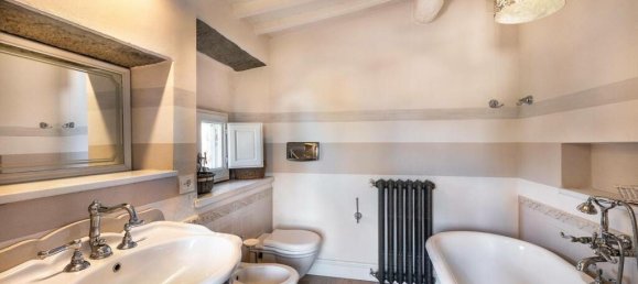 5 Schlafzimmer Villa in Cortona, Italy, Nr. 57757 11