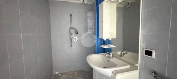 4 rooms Apartment in La Spezia, Italy No. 309696 11