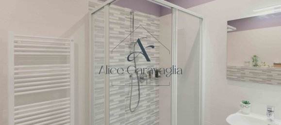 Apartamento de 3 divisões em Varese, Italy N.º 1645 41