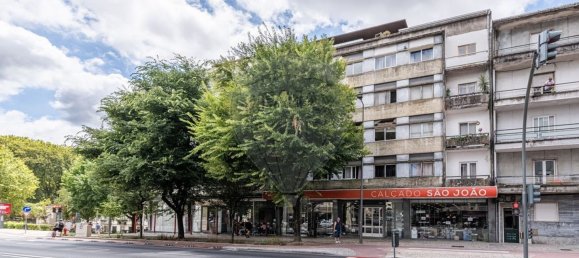 600m² Commercial property in Braga, Portugal No. 234268 34