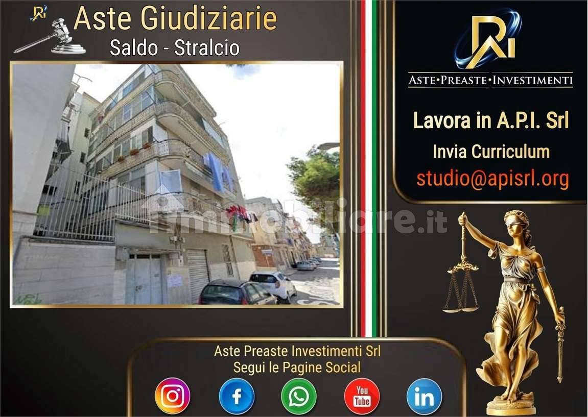 2 bedrooms Apartment in Barletta, Italy No. 281989