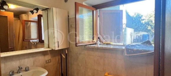 Casa de 5 divisões em Anzio, Italy N.º 158598 3