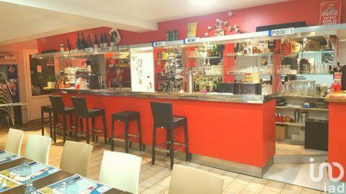 Fábrica en Chappes, France 96 m² No. 17344