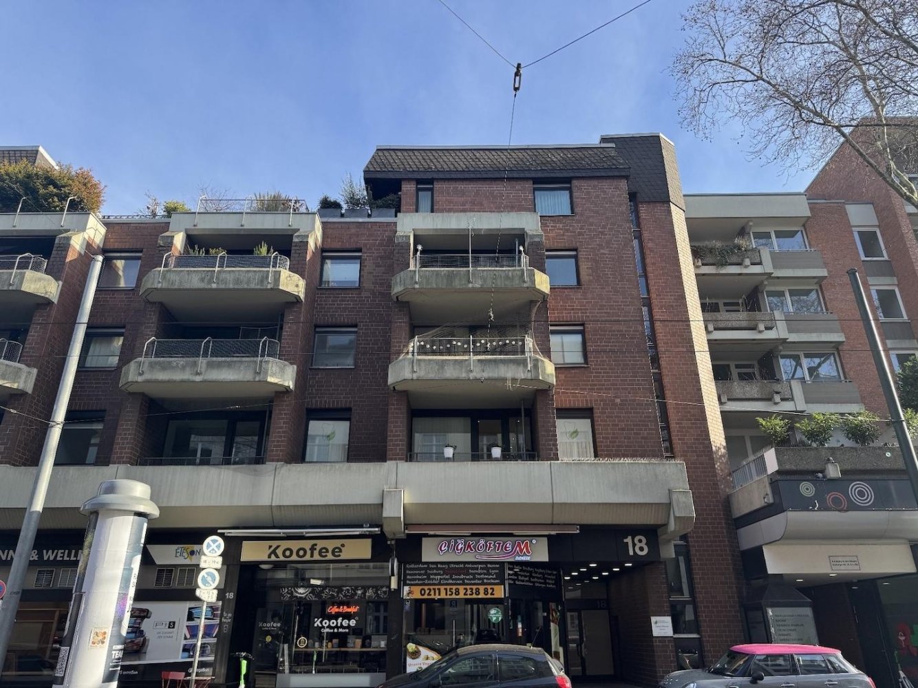 Apartamento de 2 habitaciónes en Dusseldorf, Germany No. 103266