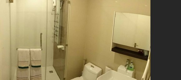 3 bedrooms Condo in Bangkok, Thailand No. 7294 7