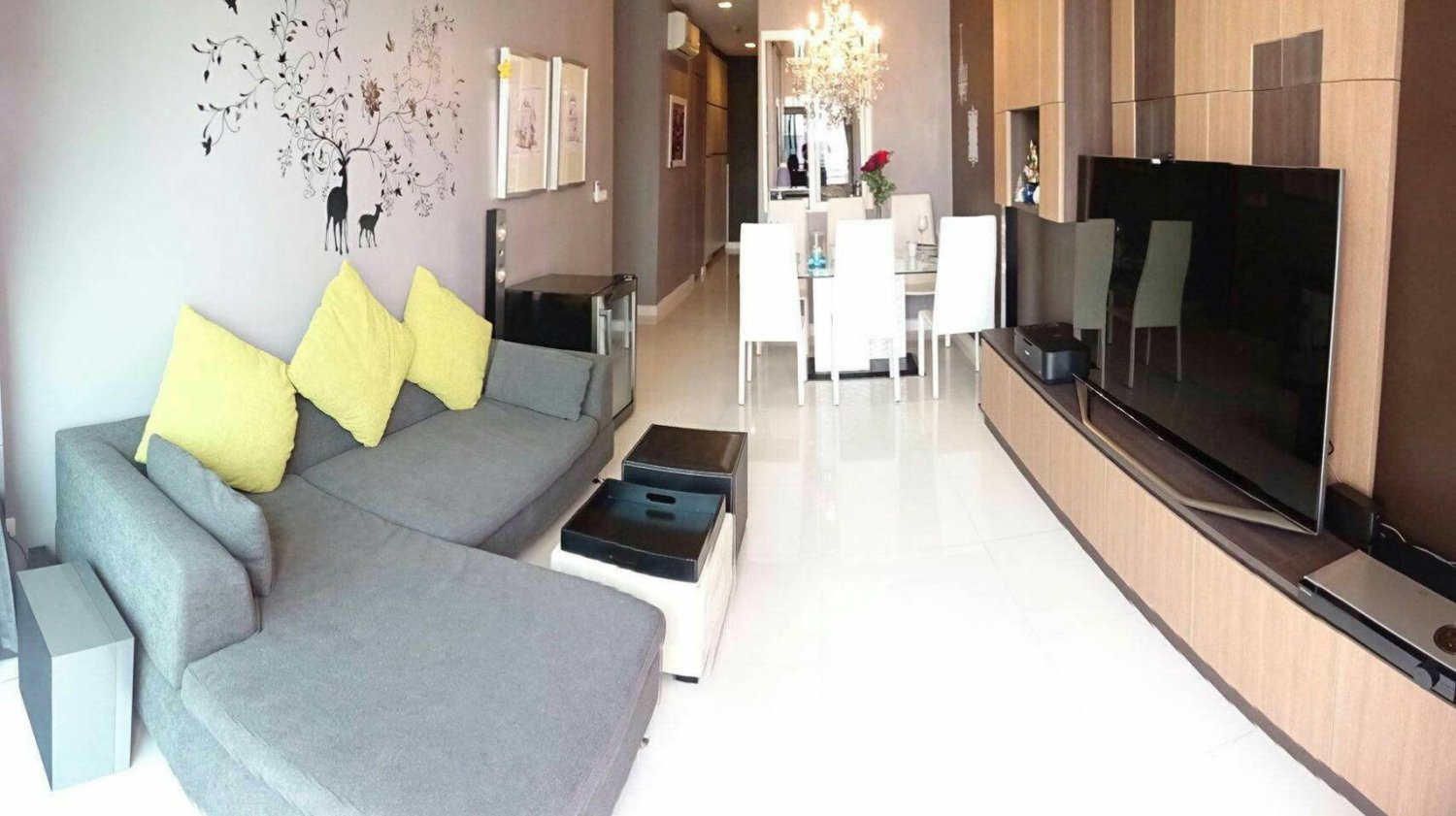 3 bedrooms Condo in Bangkok, Thailand No. 7294