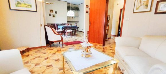 Apartamento de 4 divisões em Aci Catena, Italy N.º 29636 9