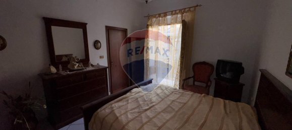 Дом с 4 комнатами в Карини, Италия № 137382 7