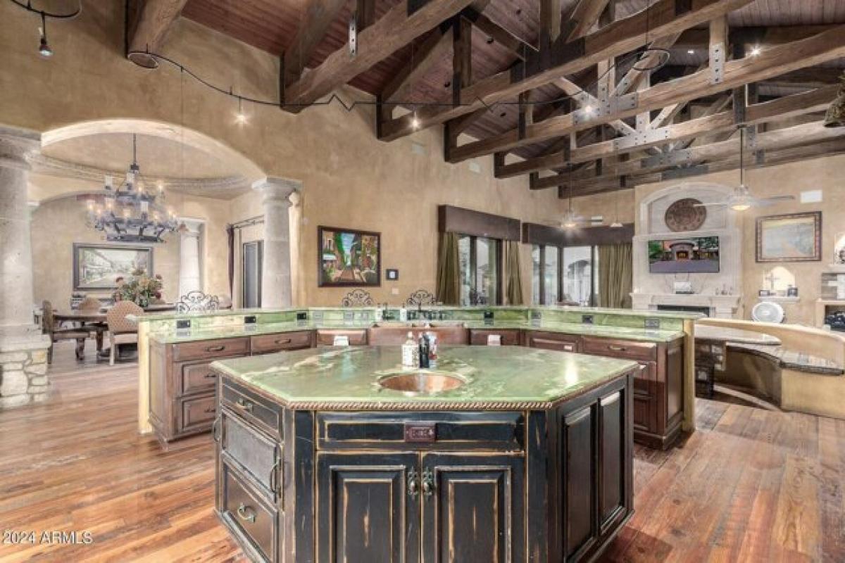 6 bedrooms House in Mesa, USA No. 385459