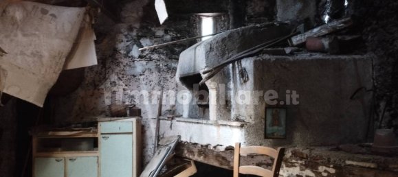 Apartamento de 3 dormitorios en Lauria, Italy No. 31838 46