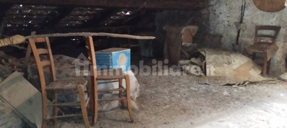 Apartamento de 3 dormitorios en Lauria, Italy No. 31838 48