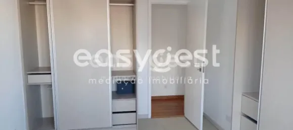 3 bedrooms Apartment in Lisbon, Portugal No. 147257 4