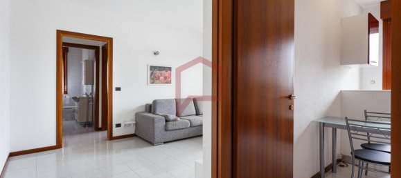 Квартира с 3 комнатами в Мартеллаго, Италия № 15105 6