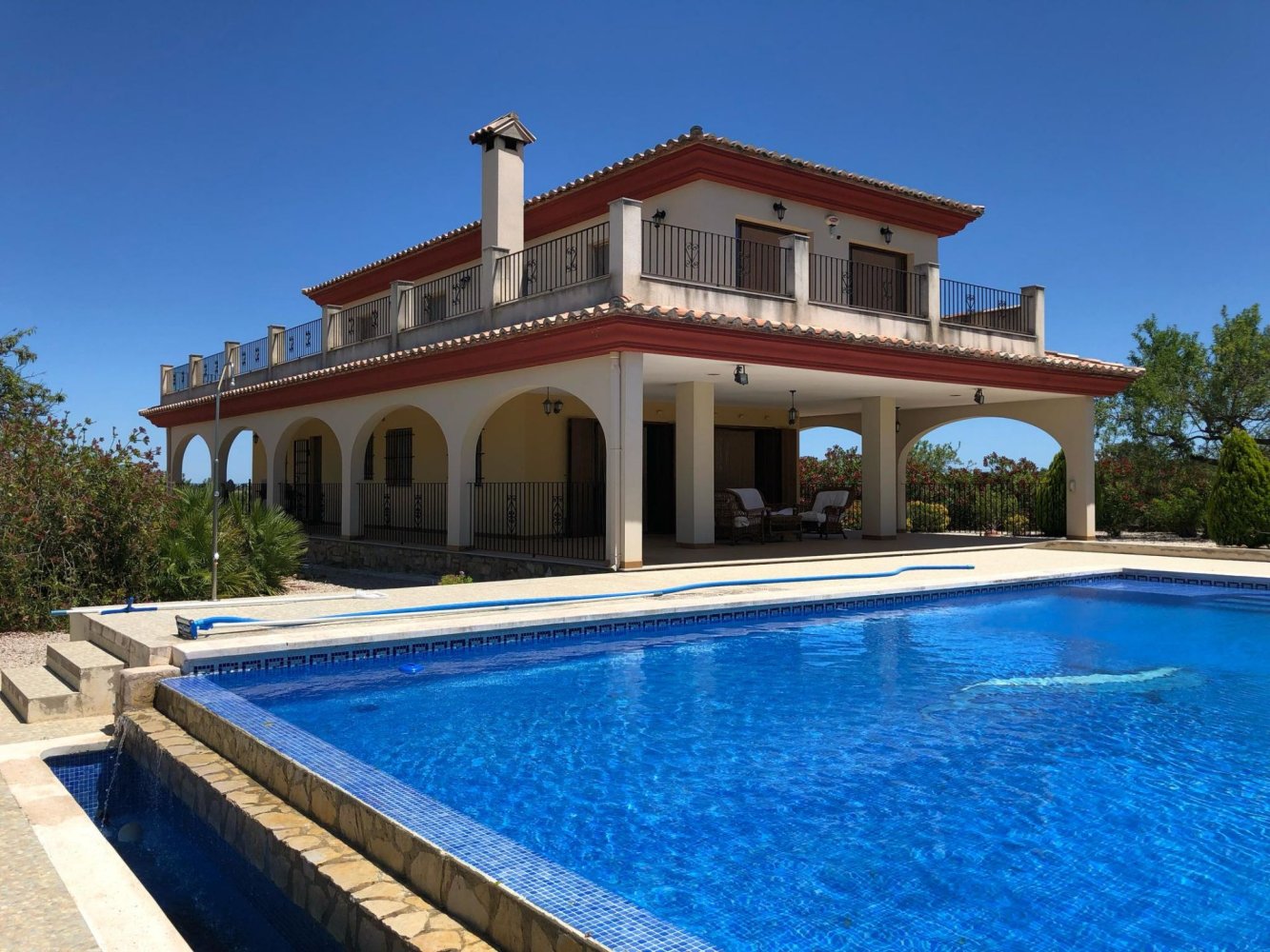 Casa de 4 dormitorios en Cervera Del Maestre, Spain No. 122999