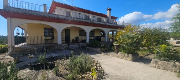 Casa de 4 dormitorios en Cervera Del Maestre, Spain No. 122999 9