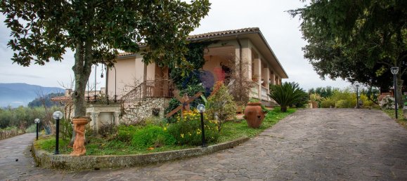 6 rooms Villa in Tarano, Italy No. 202258 4