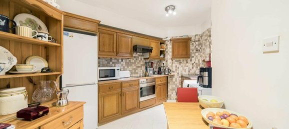 2 bedrooms Apartment in Chelsea, United Kingdom No. 5678 9