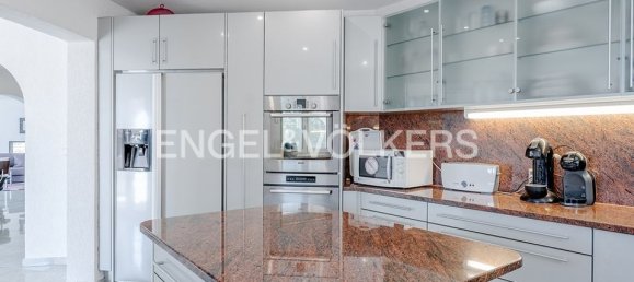 6 bedrooms Villa in Calpe, Spain No. 170308 13