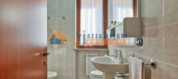 1 bedroom Apartment in Cavaria con Premezzo, Italy No. 380024 16