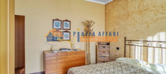 1 bedroom Apartment in Cavaria con Premezzo, Italy No. 380024 21